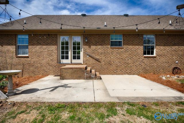 120 Hubert Road, New Market, AL 35761