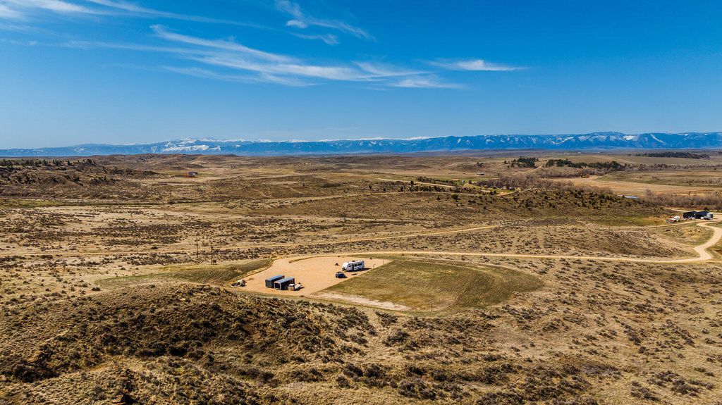 827 Decker Road, Sheridan, WY 82801 photo 3