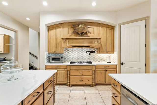 22910 Fossil Peak, San Antonio, TX 78261