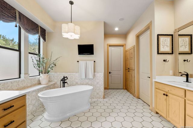 22910 Fossil Peak, San Antonio, TX 78261