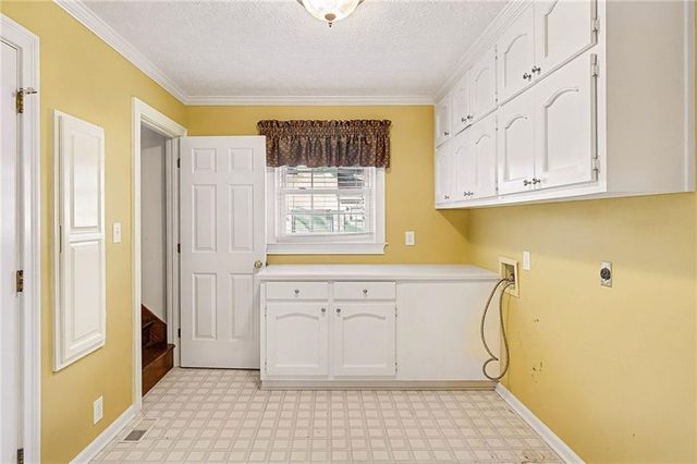 8566 Shoreline Drive, Jonesboro, GA 30236