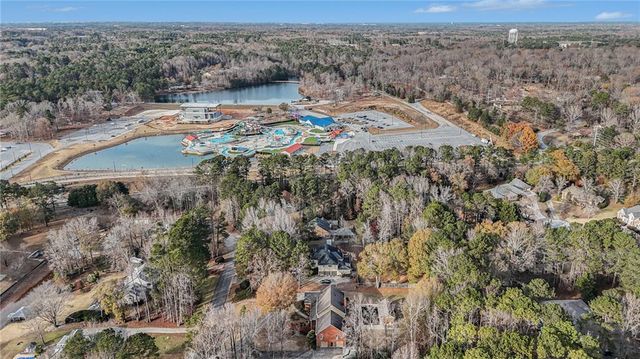 8566 Shoreline Drive, Jonesboro, GA 30236