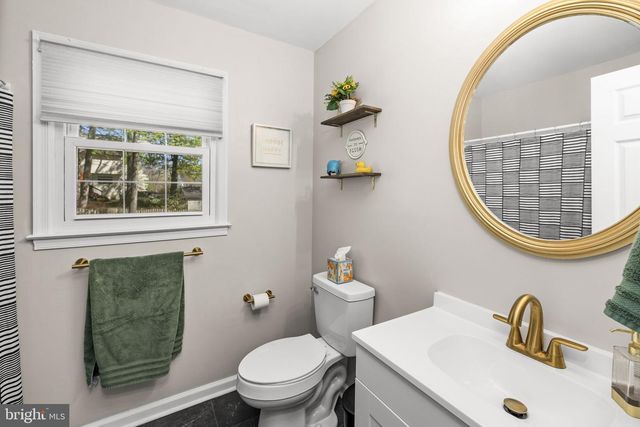 113 POPLAR DR, Fredericksburg, VA 22401