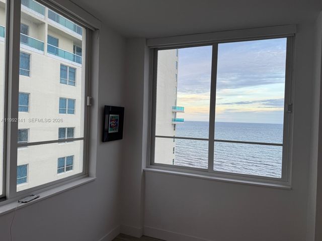 5005 Collins Ave 1525, Miami Beach, FL 33140