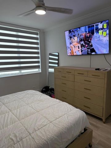 5005 Collins Ave 1525, Miami Beach, FL 33140