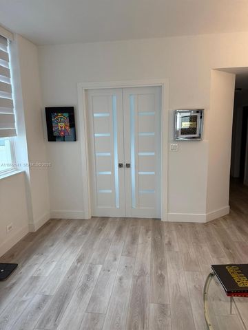 5005 Collins Ave 1525, Miami Beach, FL 33140