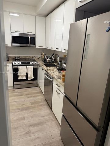 5005 Collins Ave 1525, Miami Beach, FL 33140