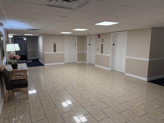 5005 Collins Ave 1525, Miami Beach, FL 33140