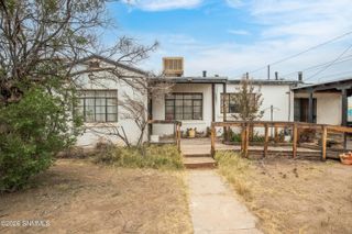 700 Newcomb Street, Las Cruces, NM 88005