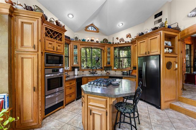 7818 Red Bay Circle, Magnolia, TX 77354