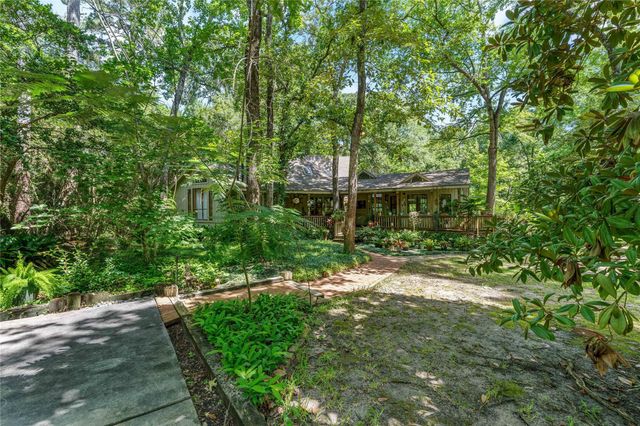 7818 Red Bay Circle, Magnolia, TX 77354