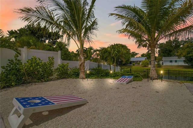 920 68TH STREET NW, Bradenton, FL 34209