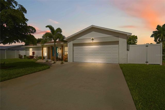 920 68TH STREET NW, Bradenton, FL 34209