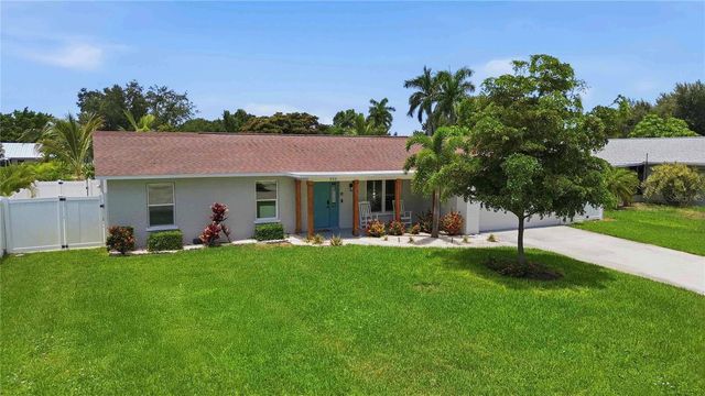 920 68TH STREET NW, Bradenton, FL 34209