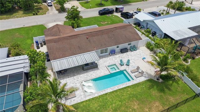 920 68TH STREET NW, Bradenton, FL 34209