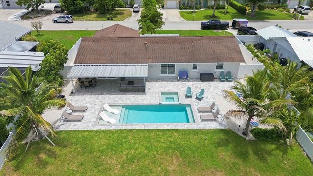 920 68TH STREET NW, Bradenton, FL 34209