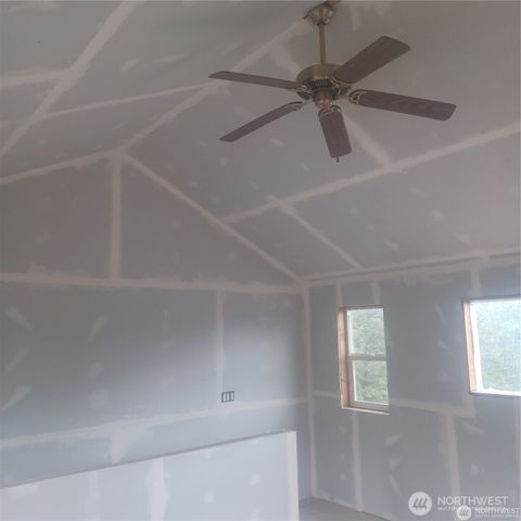 100 Turner Lake Road N, Tonasket, WA 98855