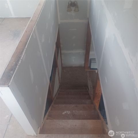 100 Turner Lake Road N, Tonasket, WA 98855