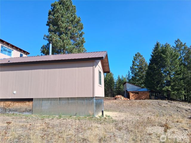 100 Turner Lake Road N, Tonasket, WA 98855