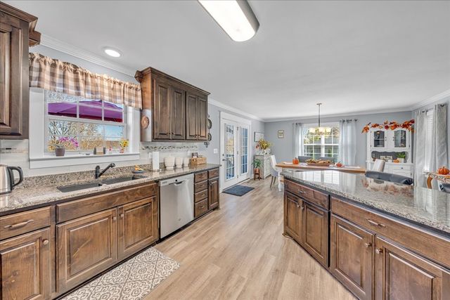 2694 Powers Bridge Rd, Manchester, TN 37355