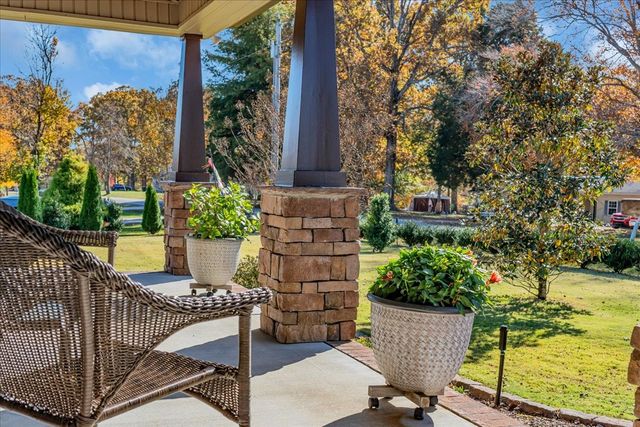 2694 Powers Bridge Rd, Manchester, TN 37355