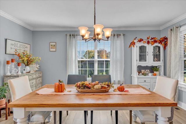 2694 Powers Bridge Rd, Manchester, TN 37355