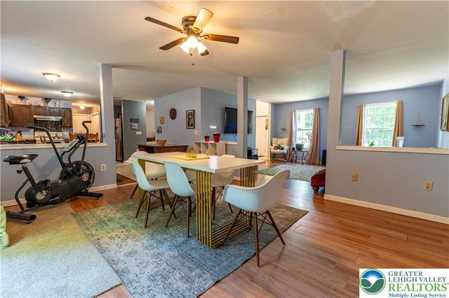 2014 Gorden Ridge Drive, Price Twp, PA 18302