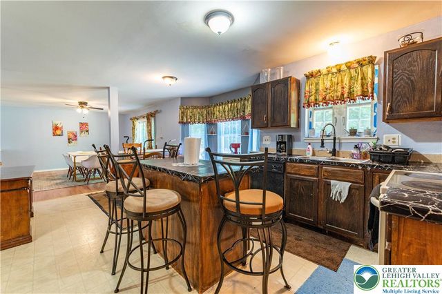 2014 Gorden Ridge Drive, Price Twp, PA 18302