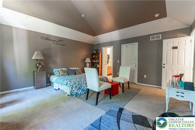 2014 Gorden Ridge Drive, Price Twp, PA 18302