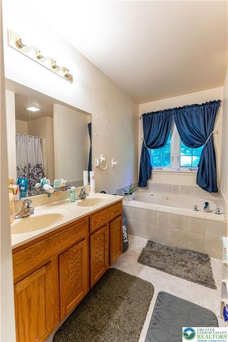 2014 Gorden Ridge Drive, Price Twp, PA 18302