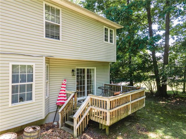 2014 Gorden Ridge Drive, Price Twp, PA 18302