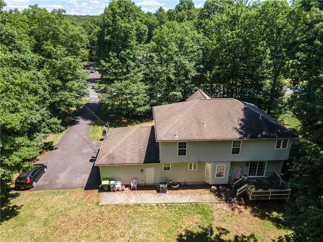 2014 Gorden Ridge Drive, Price Twp, PA 18302