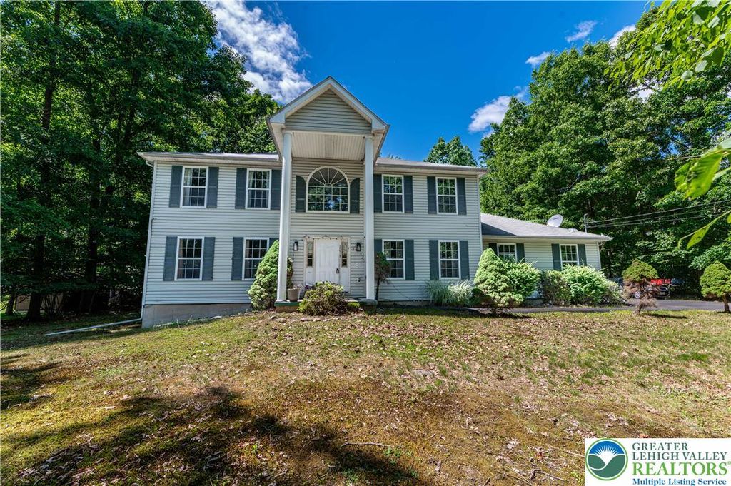 2014 Gorden Ridge Drive, Price Twp, PA 18302