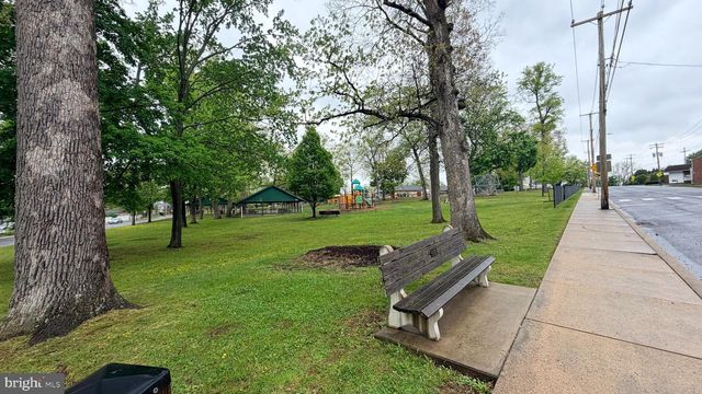 333 S 4TH ST, Perkasie, PA 18944