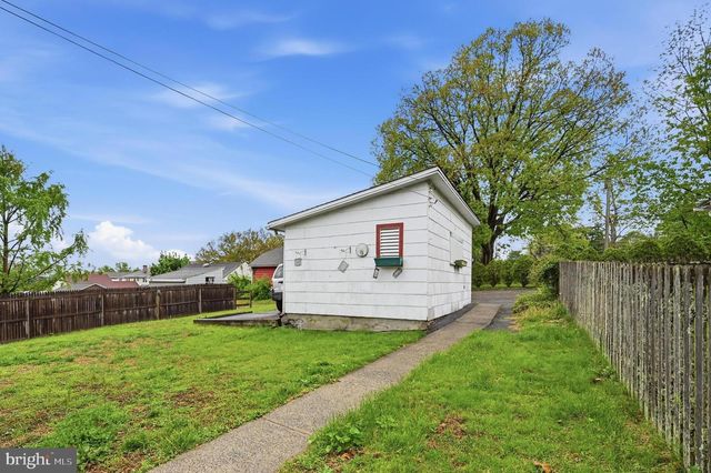 333 S 4TH ST, Perkasie, PA 18944