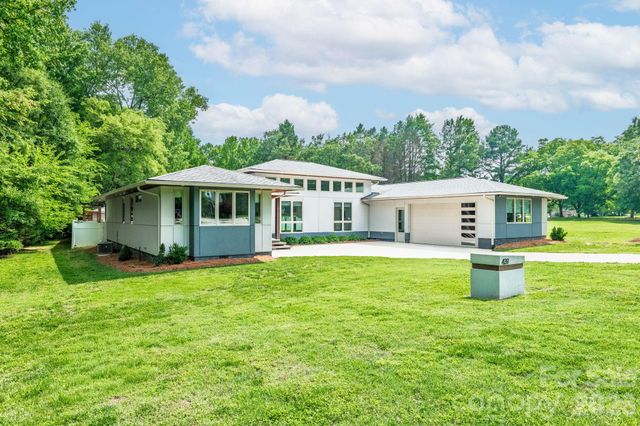 439 Cottonfield Circle, Waxhaw, NC 28173