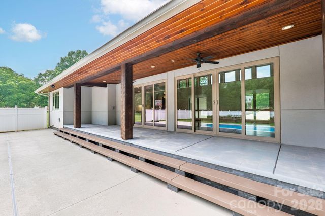 439 Cottonfield Circle, Waxhaw, NC 28173