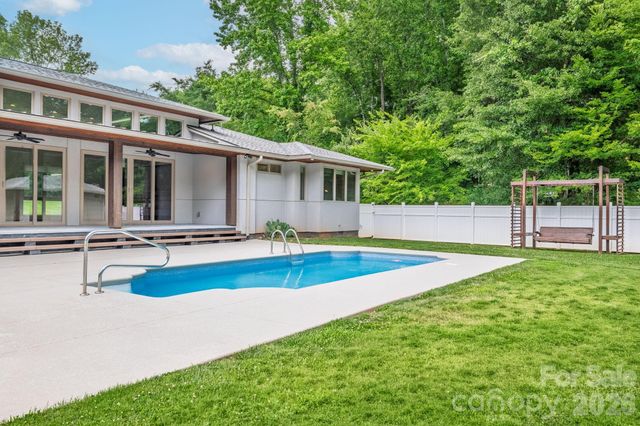 439 Cottonfield Circle, Waxhaw, NC 28173