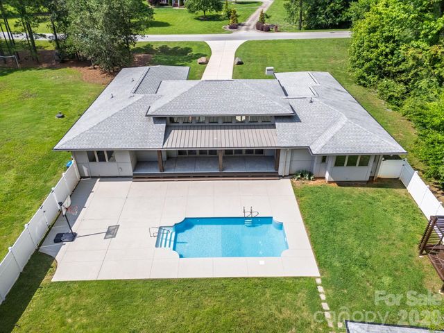 439 Cottonfield Circle, Waxhaw, NC 28173