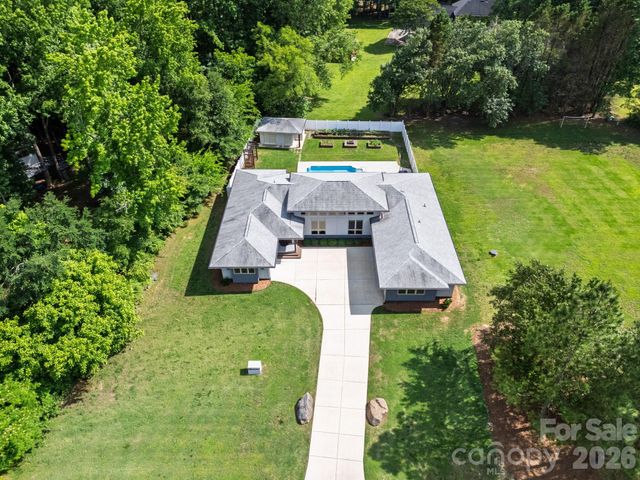 439 Cottonfield Circle, Waxhaw, NC 28173