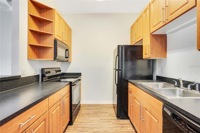 145 N PEARL LAKE CAUSEWAY 202, Altamonte Springs, FL 32714