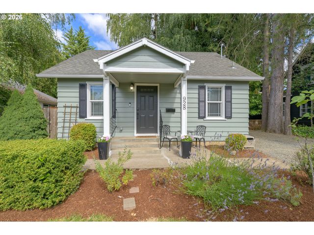 928 Se DAVIS St, Mc Minnville, OR 97128
