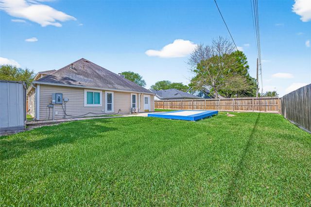 30206 Glenboro Drive, Spring, TX 77386