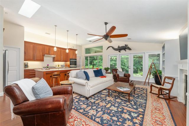 1810 NW 17TH LANE, Gainesville, FL 32605