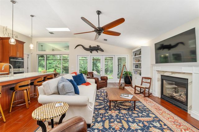 1810 NW 17TH LANE, Gainesville, FL 32605