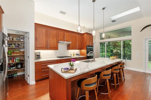 1810 NW 17TH LANE, Gainesville, FL 32605