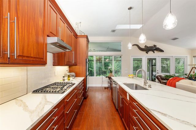 1810 NW 17TH LANE, Gainesville, FL 32605