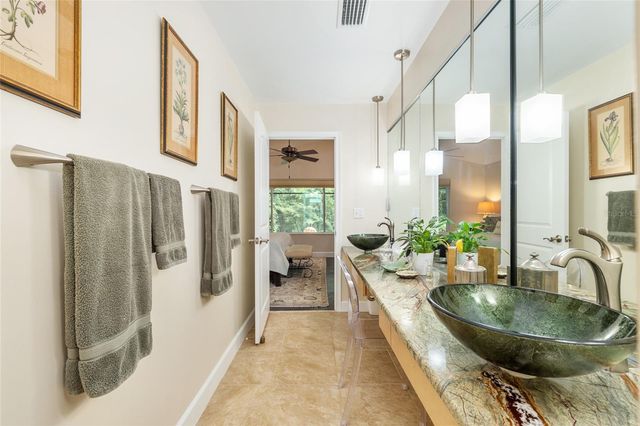 1810 NW 17TH LANE, Gainesville, FL 32605