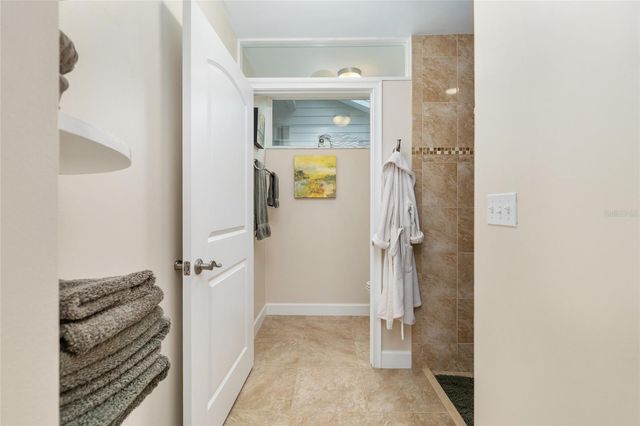 1810 NW 17TH LANE, Gainesville, FL 32605