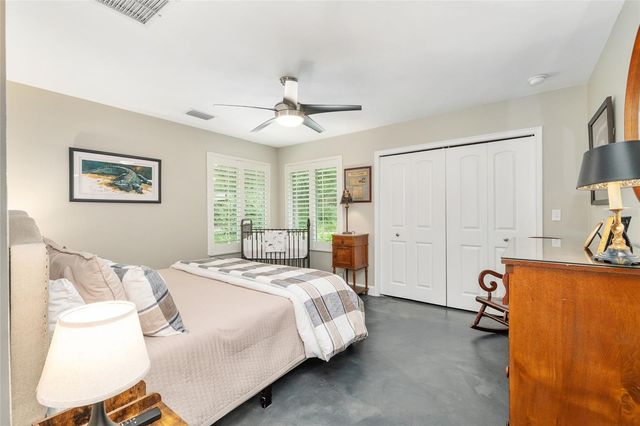 1810 NW 17TH LANE, Gainesville, FL 32605